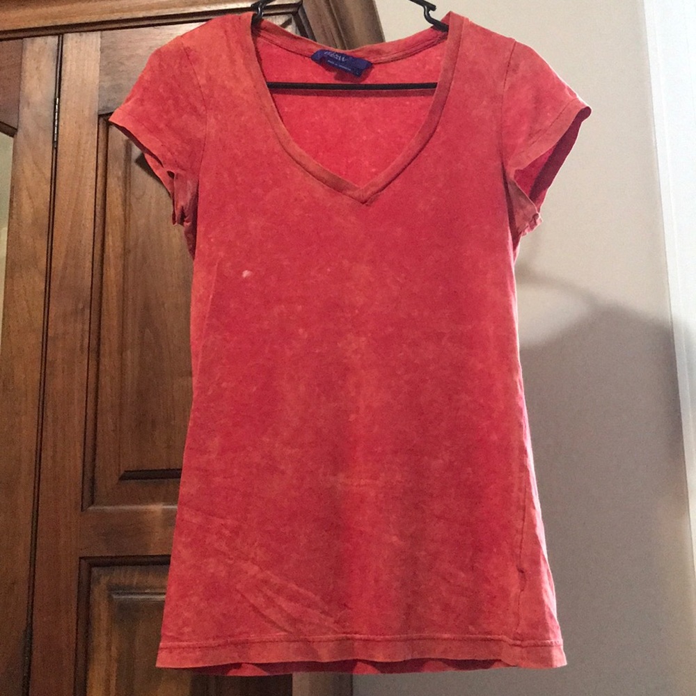 Red distressed colored V-Neck basic top